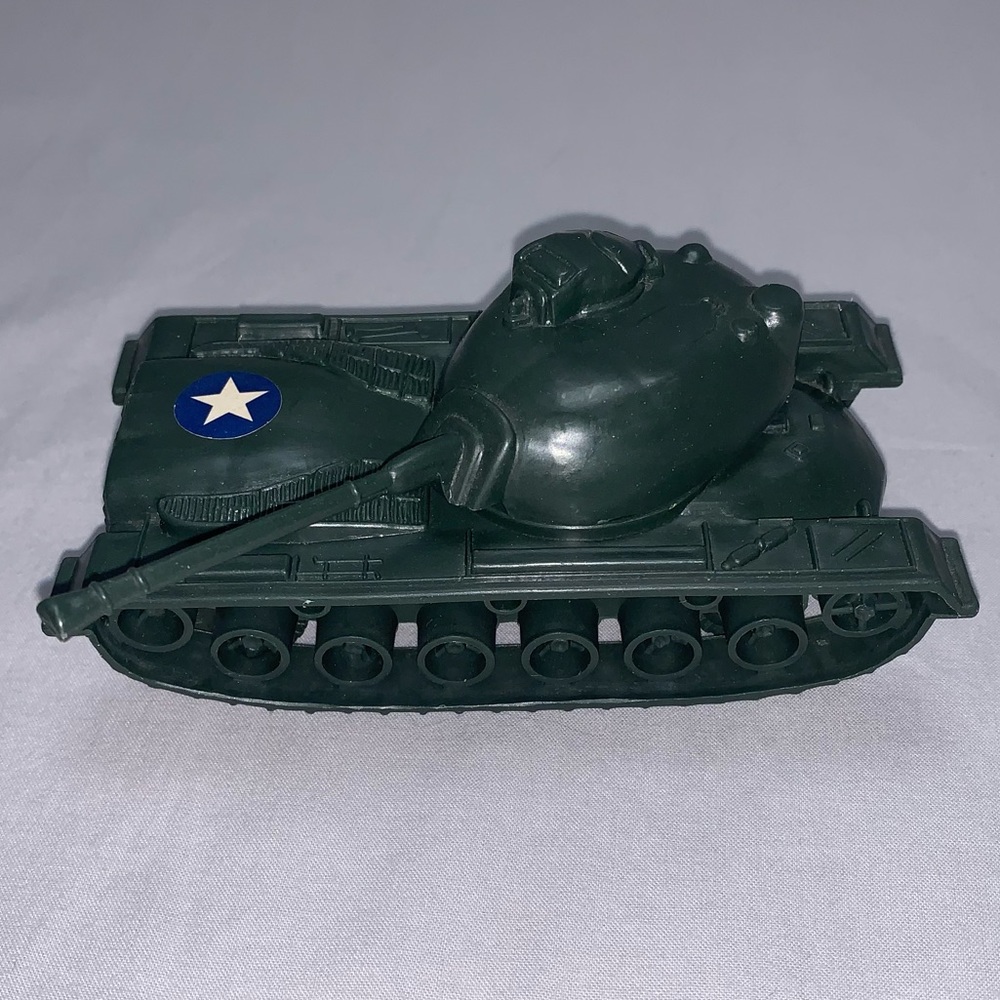 Vintage Collectible Army Military Tank Green Star Sticker Plastic Diecast Toy